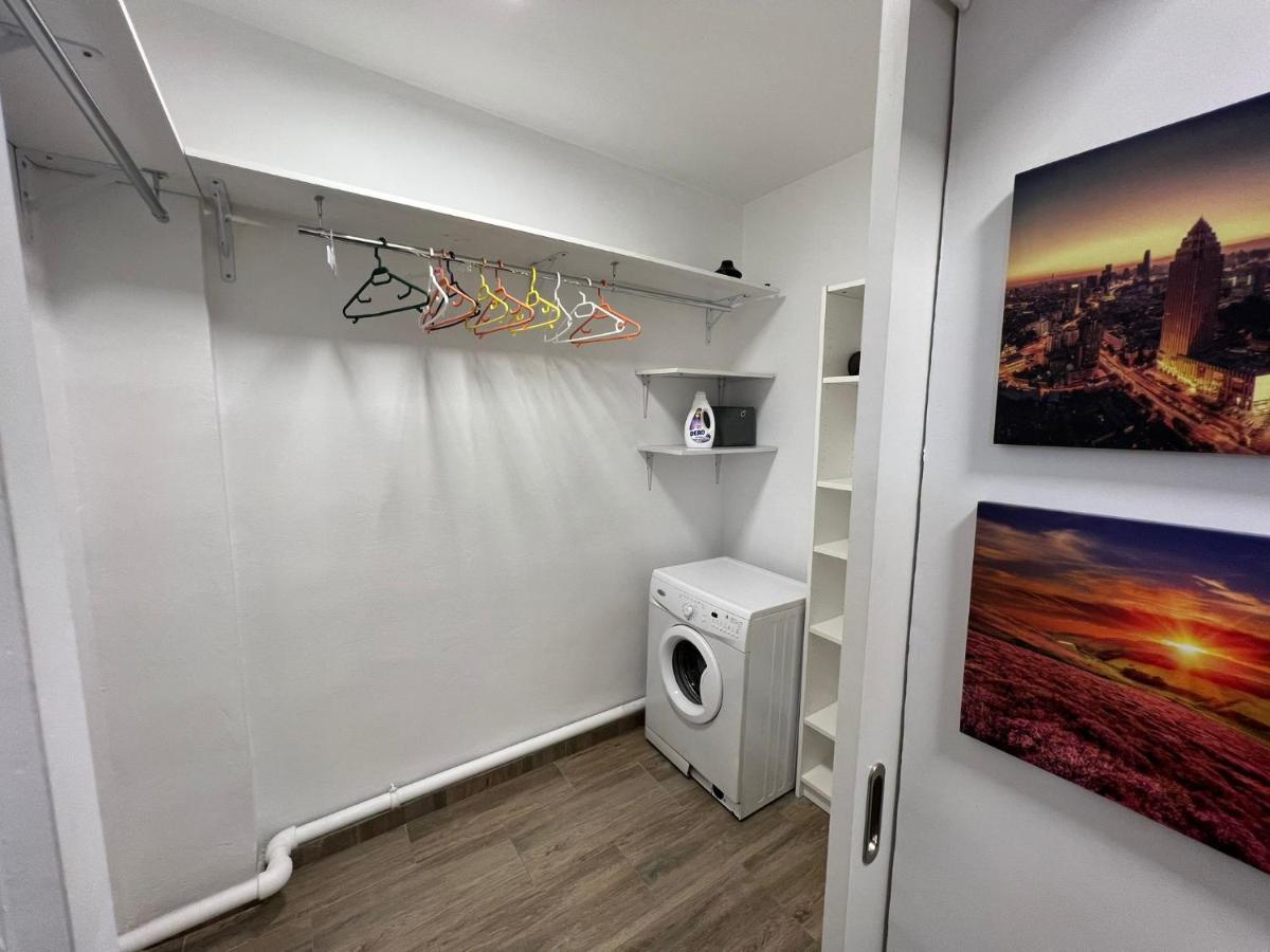 First Studio Bucureşti Ngoại thất bức ảnh